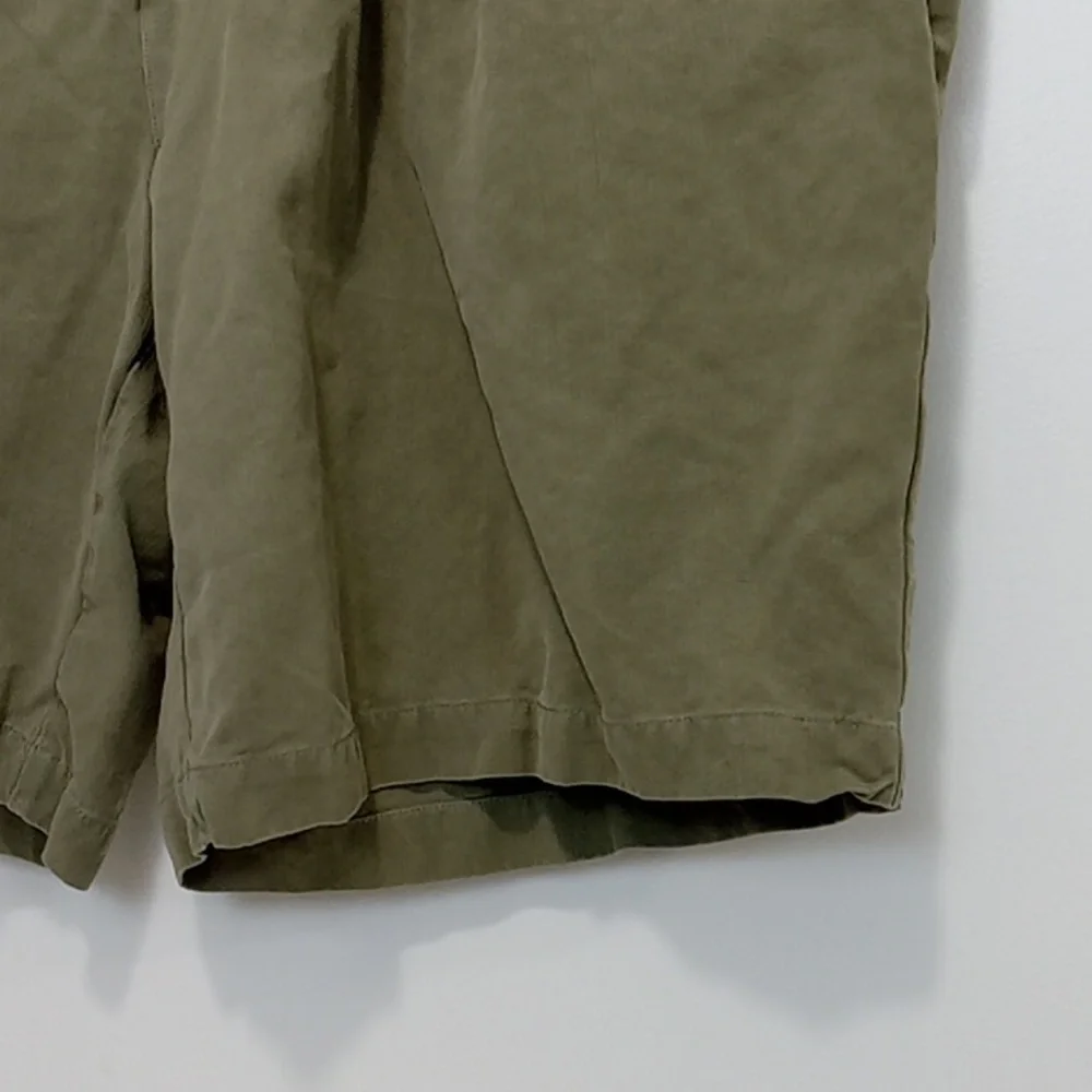 Tommy Bahama used very